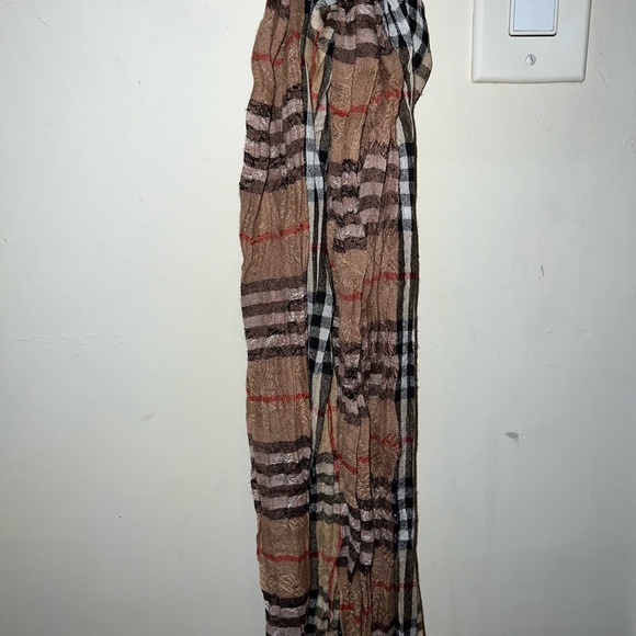 Scarf - Picture 2 of 2